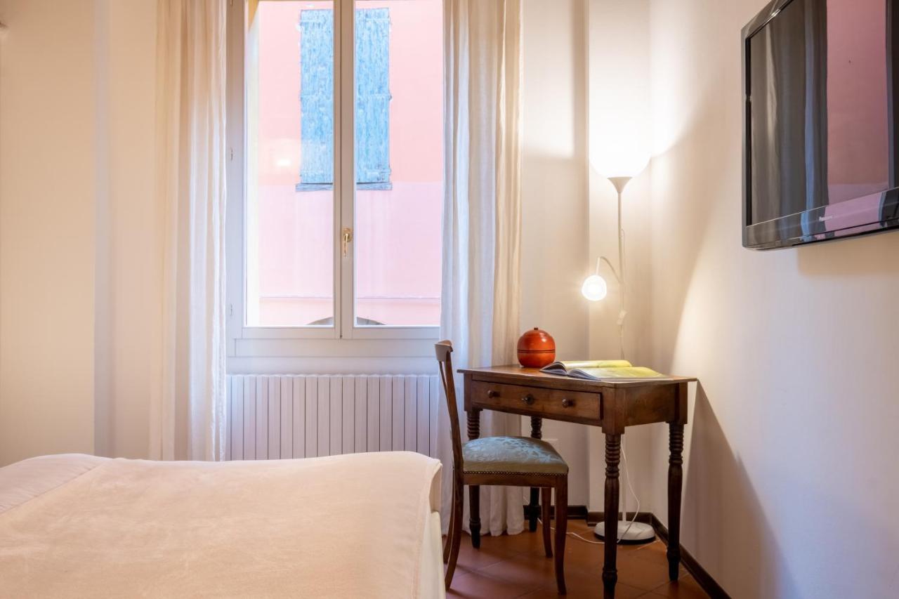 Lo Scrigno Delle 2 Torri! Nel Cuore Del Centro, Vicino A Via Rizzoli Bologna Exterior foto